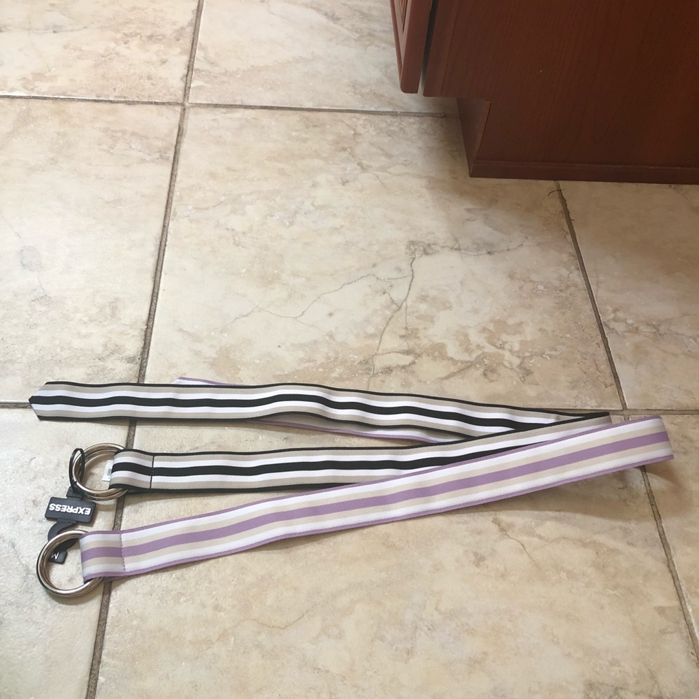Express striped belts
